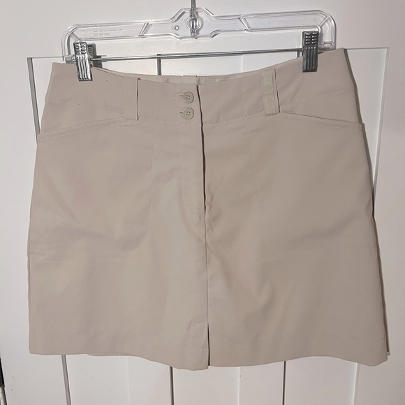Nike Women's Modern Rise Tech Golf Skorts-Light Khaki Size Medium - Picture 1 of 7